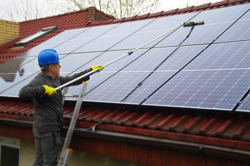 cleaning solar panels, solar photovoltaic
